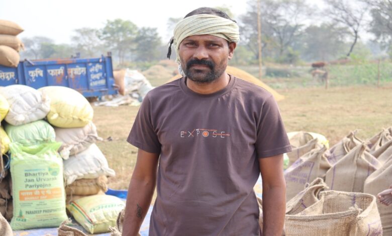 The online token system has made paddy procurement easier, faster, and more transparent; farmer Jethuram Banjare expressed his satisfaction.