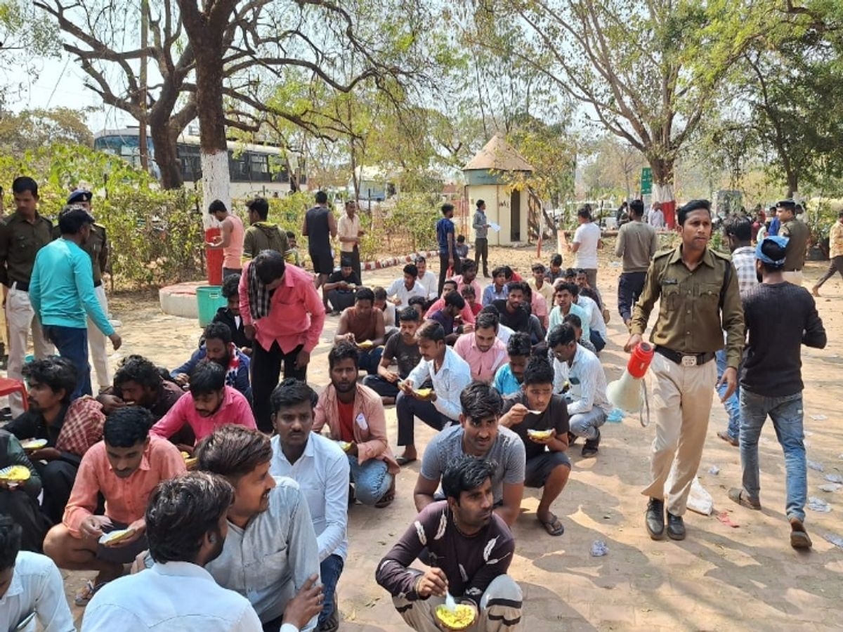 Violence in Bangladesh; Raipur police begin investigation into suspects.