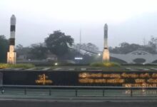 ISRO's 'Bahubali' LVM3-M6 rocket will be launched 90 seconds later than planned due to space traffic.