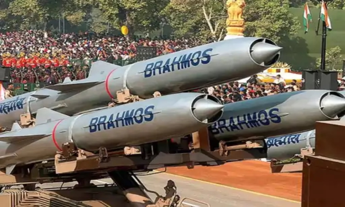 India is developing a new, more powerful version of the BrahMos missile.