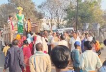 The statue of Chhattisgarh Mahtari was handed over to the farmers' front on the orders of the magistrate.
