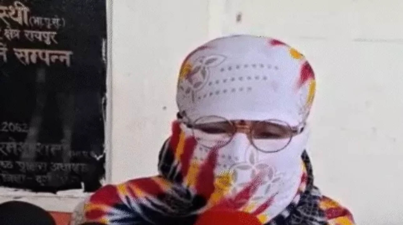 बेटे को जेल से छुड़ाने के बदले महिला से अनैतिक कृत्य, प्राइवेट पार्ट चेक करने वाला आरक्षक बर्खास्त