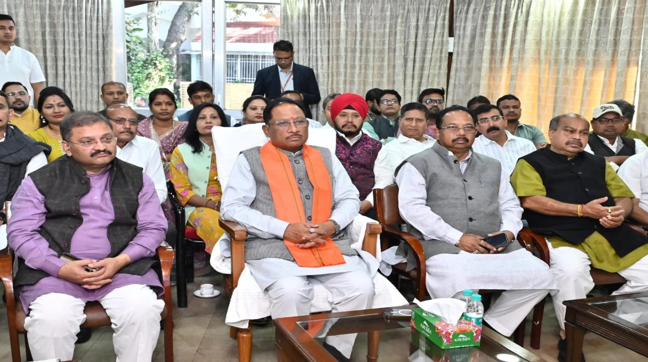 सीएम साय ने जनप्रतिनिधियों संग सुनी ‘मन की बात’