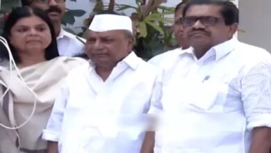 National anthem gaffe on Congress Foundation Day: Video of the first line being sung incorrectly during a live program goes viral.