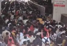 On New Year's Day, religious and tourist sites across the country witnessed a massive influx of devotees and tourists.