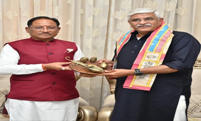 Union Tourism Minister Gajendra Singh Shekhawat paid a courtesy visit to CM Sai.