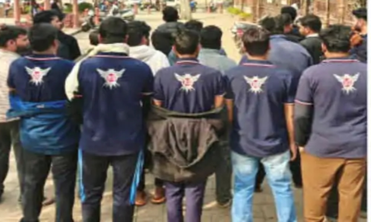 Employees' salaries to be cut if alcohol sales targets are not met; order issued to recover 8 million rupees.