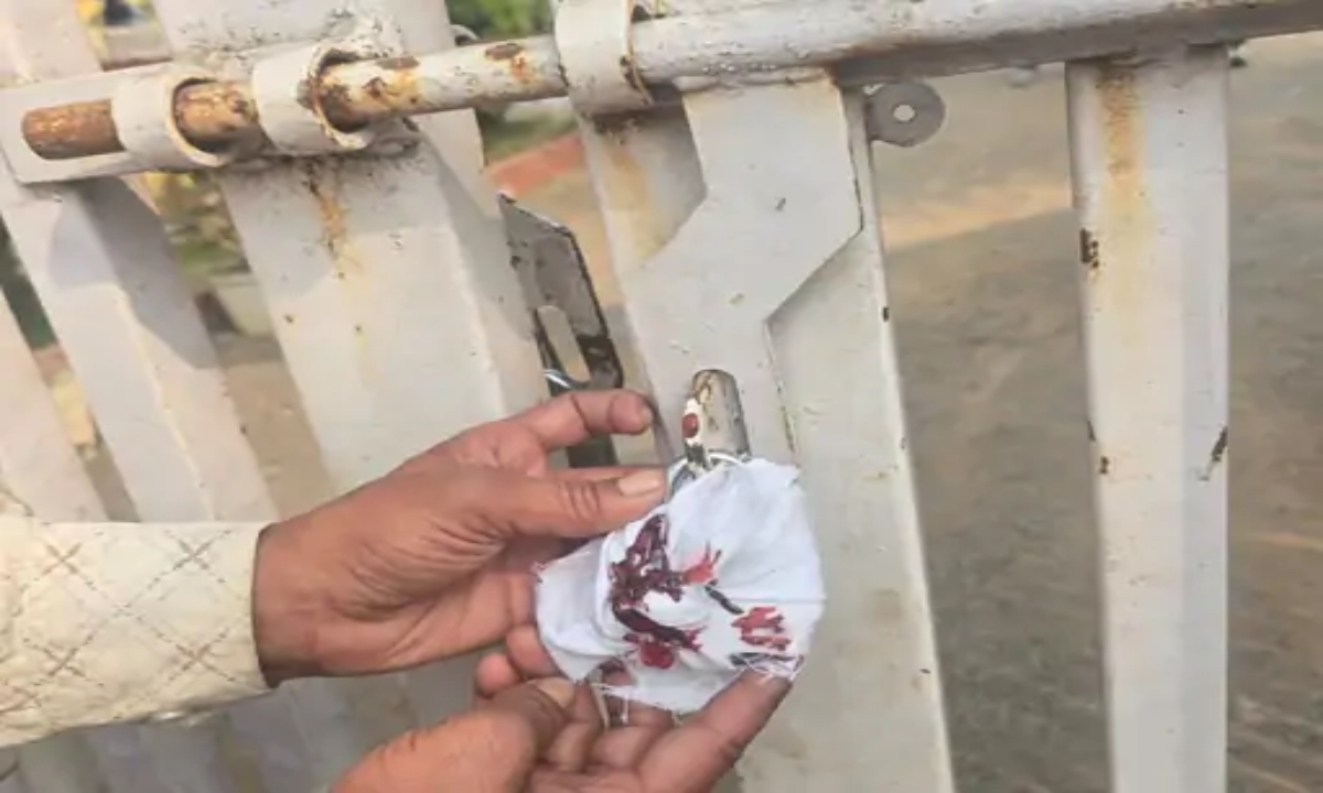 Action taken against 7 major tax defaulters in Raipur.