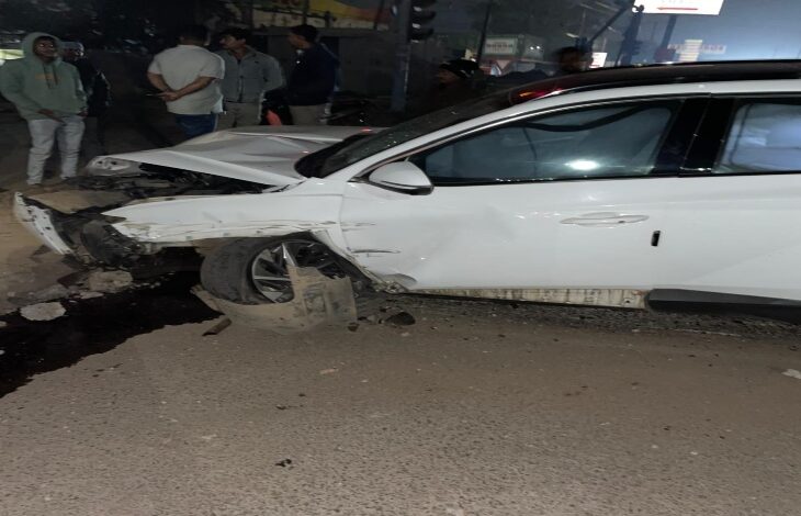 Speeding terror on the streets of Raipur: A young man in a car hit a motorcyclist, leaving the two-wheeler rider seriously injured.