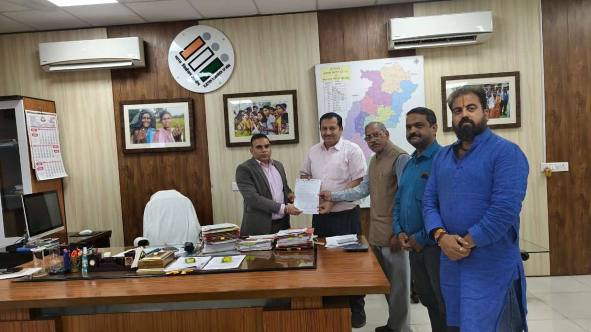 Allegations of irregularities in the SIR process; BJP leaders submit memorandum to the Chief Electoral Officer.