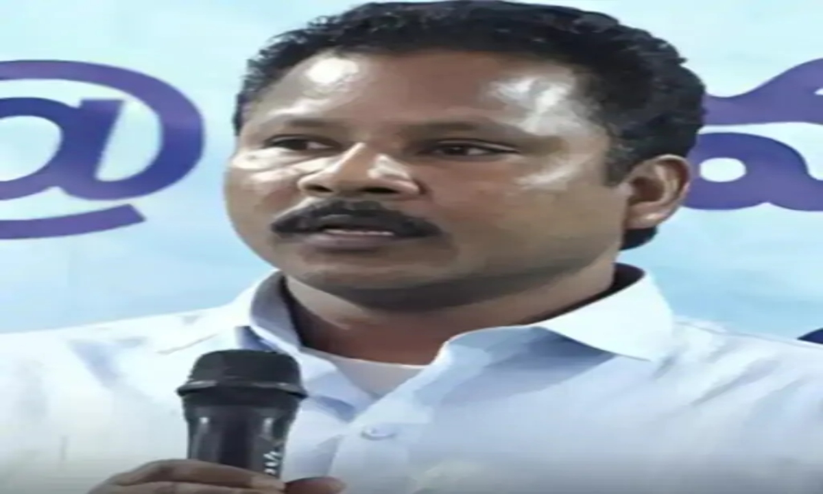 Surrendered Naxalite Deva Barse reveals the secret behind the Hidma encounter.