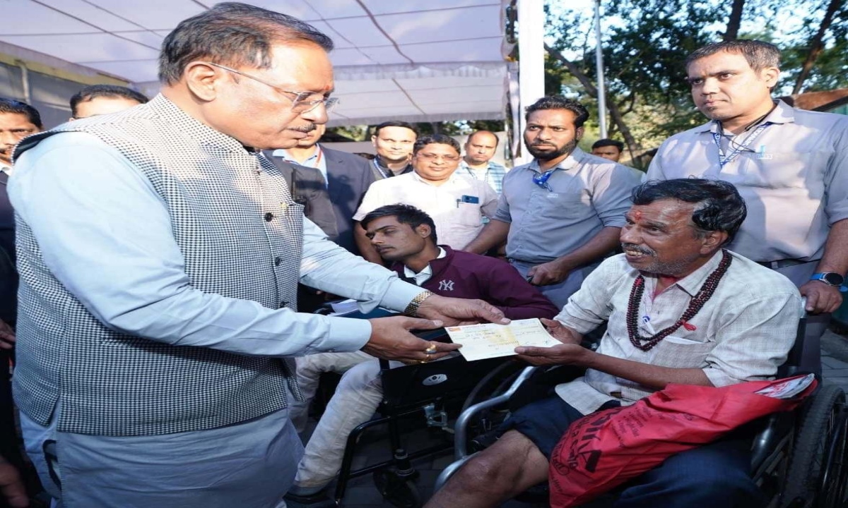 An example of responsive governance: Chief Minister Vishnudeo Sai resolved problems on the spot during a public interaction session.