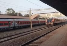 Vande Bharat Sleeper, PM Modi, Guwahati Kolkata train, Ashwini Vaishnaw, Indian Railways 2026, Amrit Bharat Express, AI in Railways, Technology Innovation Portal, Startups collaboration, Sleeper AC fares, Rail safety features, Long-distance train, Third AC, Second AC, First AC, Train inauguration,