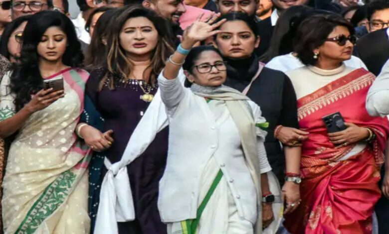 Bengal, Leader of Opposition, Suvendu Adhikari, Chief Minister, Mamata Banerjee, legal notice, 72 hours, evidence, defamation, coal smuggling, Amit Shah, I-PAC, ED, FIR, High Court, Kolkata, pen drive, election campaign, forensic investigation, digital evidence, panch witness,