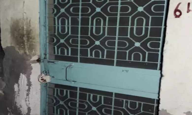 दिल्ली के 300 घर यूपी सरकार ने सील किए: मस्जिद कॉलोनी के लोग बोले– आधार-वोटर कार्ड हैं, लेकिन सामान फेंका