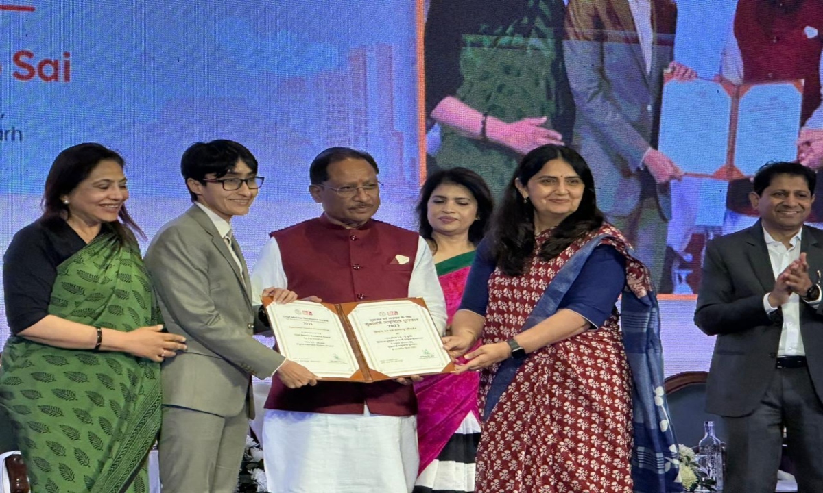 The Forest and Climate Change Department received two awards at the Chief Minister's Excellence Awards.