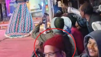 Gariaband obscene dance incident: BJP leader gives flying kiss to dancer, minister calls it 'art', Bhupesh says 'can't see the difference'.