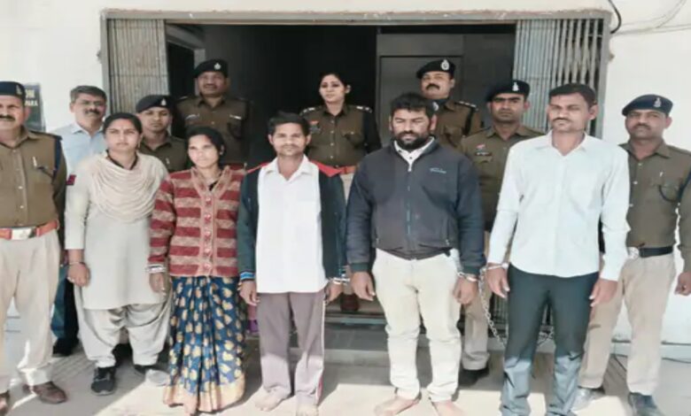 A contract killing was arranged for 40,000 rupees to murder the husband.