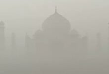 The temperature in Sonamarg dropped to minus 8.9°C, snowfall occurred in Himachal Pradesh; hailstones fell in Aligarh, Uttar Pradesh, and inclement weather is expected in 9 states.