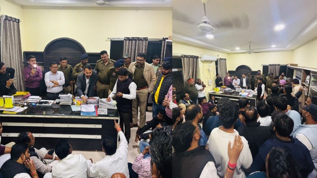 Allegations of irregularities in the SIR process: Congress stages protest at the Tehsil office.