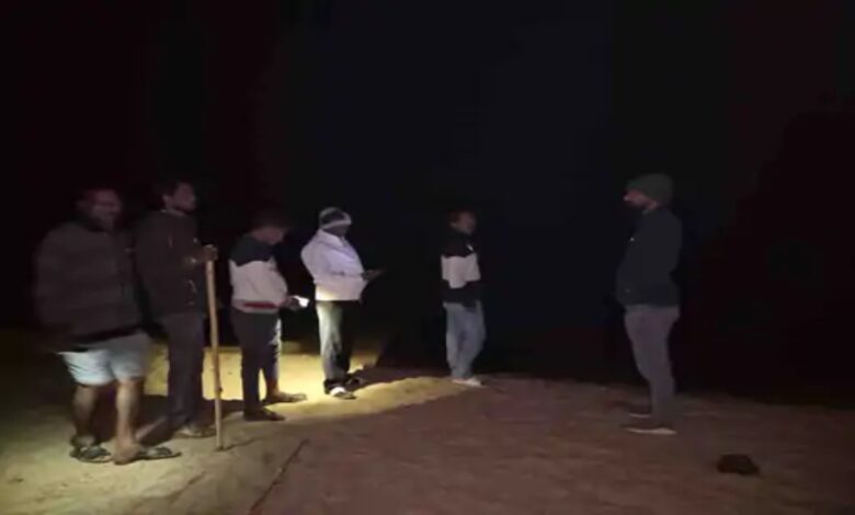 A boat capsized in the Indravati River in Bijapur, and four people were swept away.