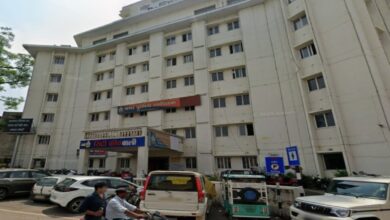 Theft from a jewelry shop in Raipur Sadar Bazaar.