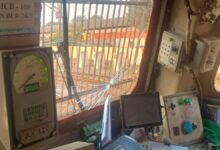 Stone pelting on the Rajdhani Express in Durg, engine's windshield cracked, major accident averted.