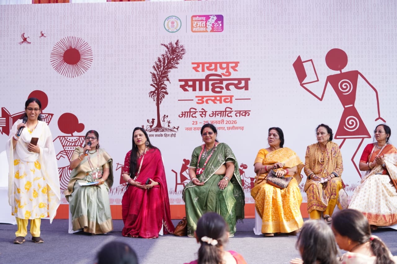 New talents get powerful platform through open mic in Raipur Literature Festival