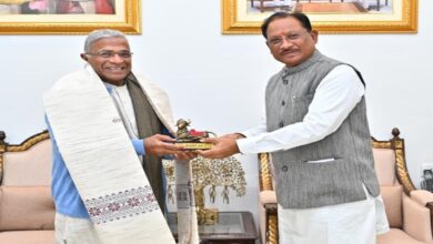Rajya Sabha Deputy Chairman Harivansh paid courtesy call on CM Sai