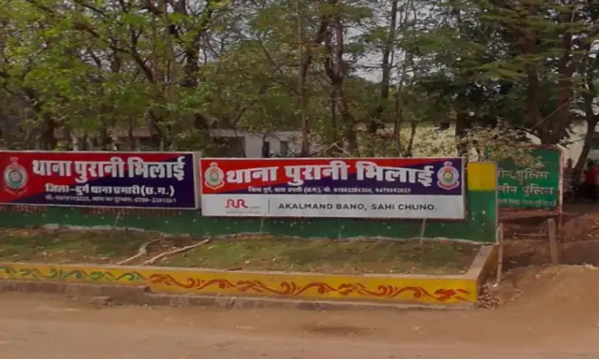 Crane accident at Sysco company, worker dies on the spot.