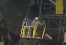 Centering of a bridge pillar under construction collapses: One worker killed, two seriously injured.