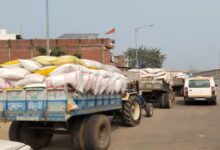 The AAP will hold a road blockade across the state today, demanding an extension of the paddy procurement deadline.
