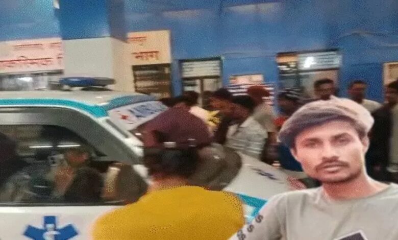 History-sheeter stabbed to death: Pressure to compromise in an old case, family members surround police station.