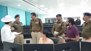 The Police Commissioner inspected the ITMS Command Center.