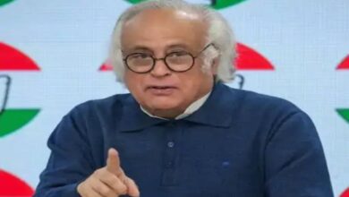 Congress attacks India-US trade deal, says 'Mogambo is happy', claims PM Modi has surrendered.