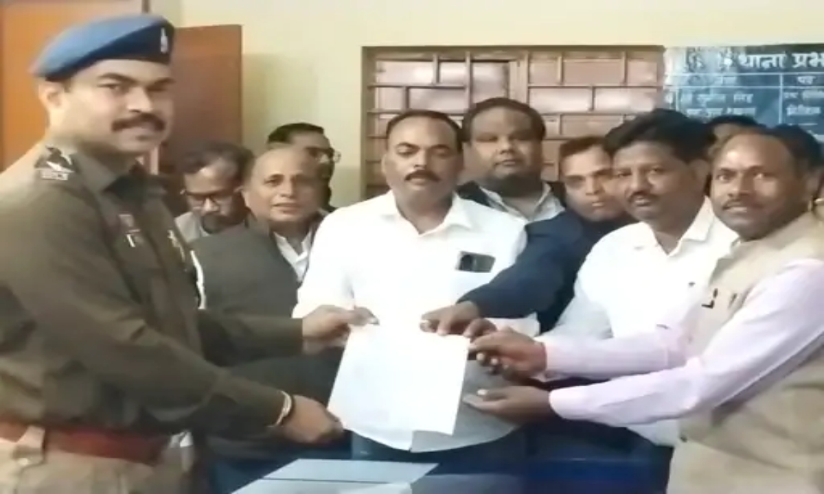 The mayor and councilors have leveled serious allegations against the BJP leader.