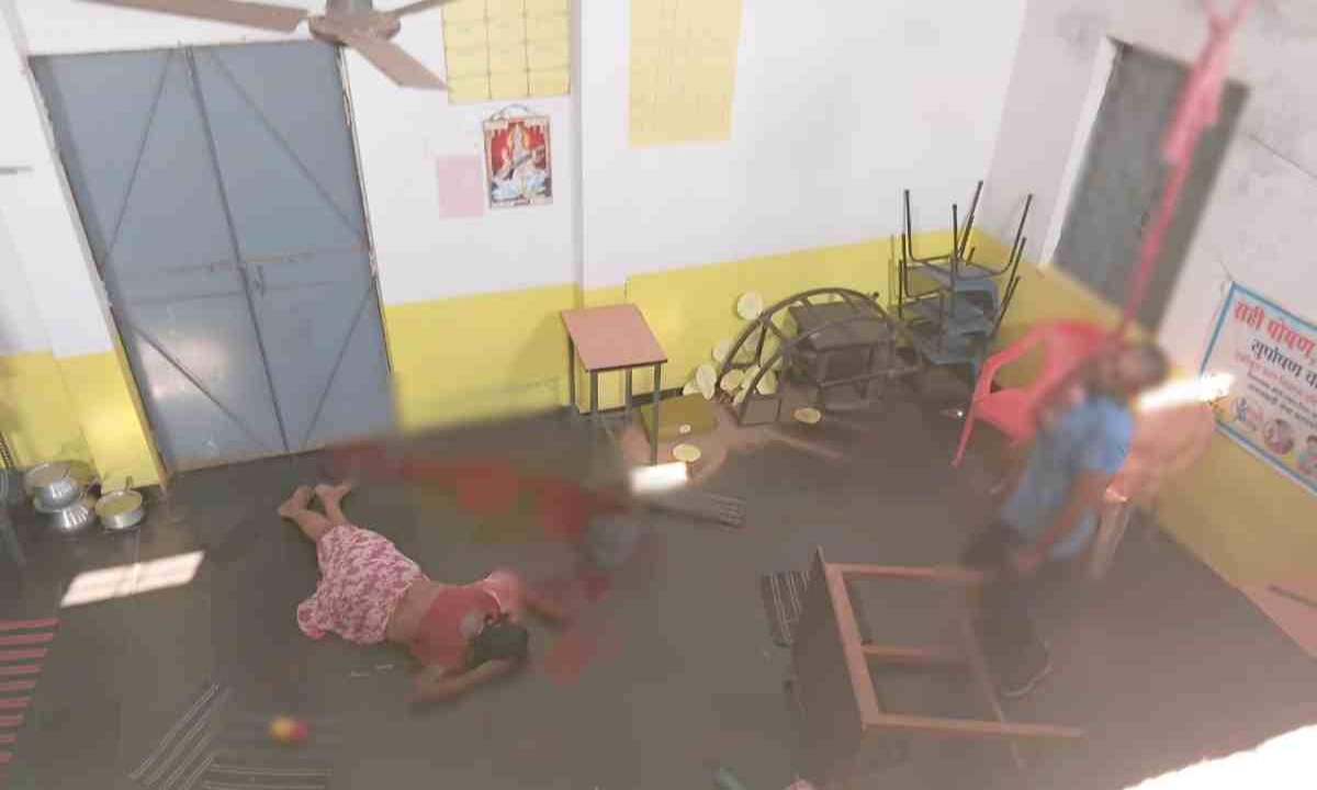 The accused hanged himself after killing an Anganwadi worker.