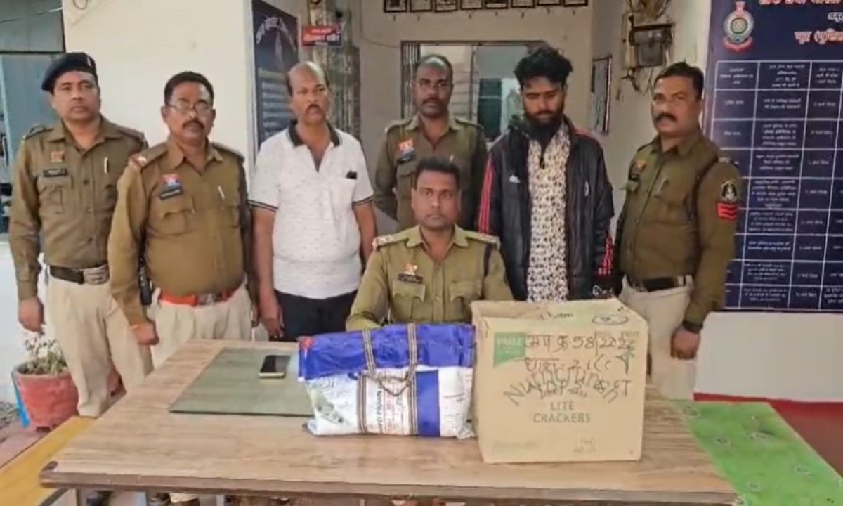 Police crackdown on drug abuse: Interstate drug network operating under the guise of a medical store exposed