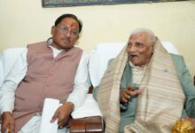CM Sai pays courtesy visit to democracy fighter, calls his struggle and patriotism inspiring