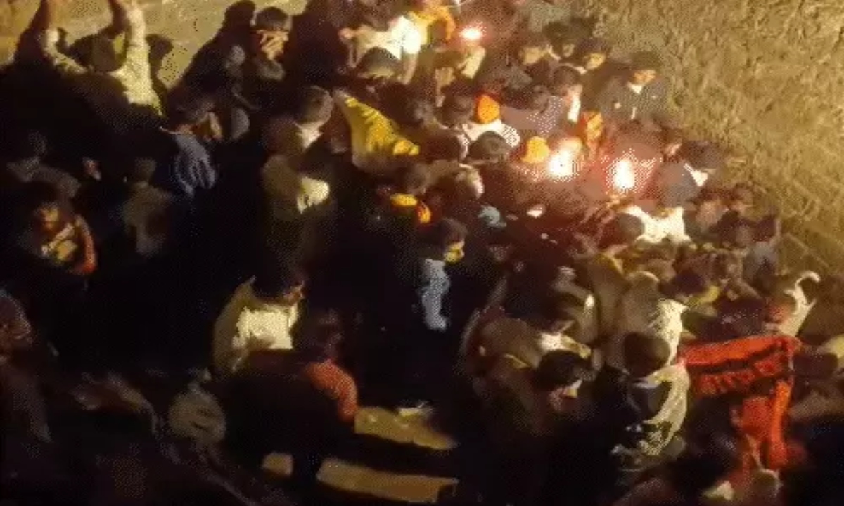 20 injured in stampede at Shivneri Fort in Pune on Shivaji Jayanti
