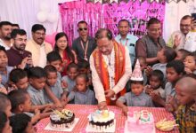 The smile on the faces of children became the biggest gift on the Chief Minister's birthday.