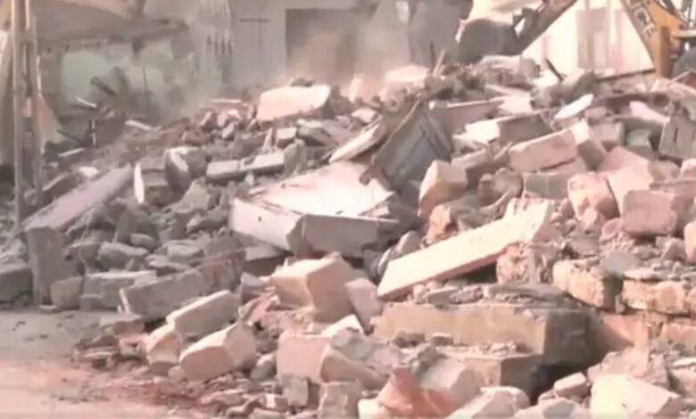 Encroachment removal action: Bulldozers ran on 1492 houses, some people demolished their own houses