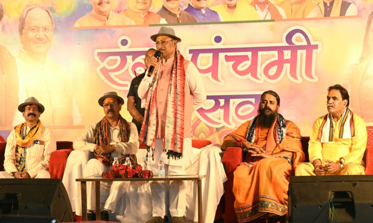 Holi festival gives the message of love, harmony and brotherhood: CM