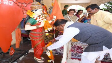 The new generation will move forward by taking inspiration from the lives and thoughts of great men: CM Sai