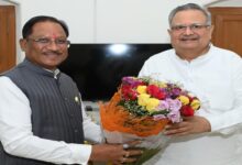 Chief Minister Vishnu Dev Sai paid a courtesy call on Assembly Speaker Dr. Raman Singh