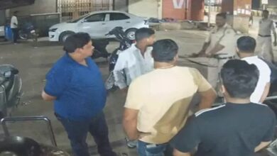 Police High-handedness in Durg: Constable Beats BJP Leader's Brother with Gun Butt
