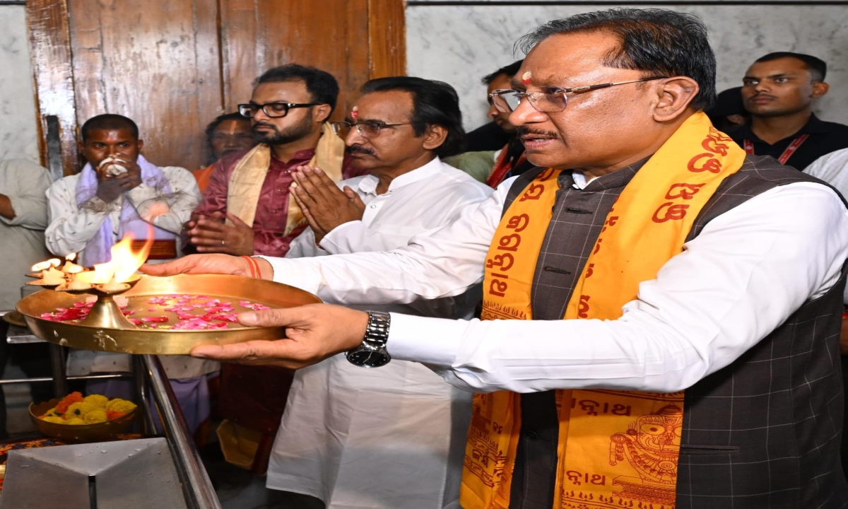 CM Sai Offers Prayers at Jagannath Temple: Prays for the State's Happiness and Prosperity