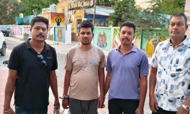 Convicted Prisoner Who Escaped from Raipur Central Jail Arrested in Uttar Pradesh; Had Been Sentenced to 15 Years in an NDPS Case.