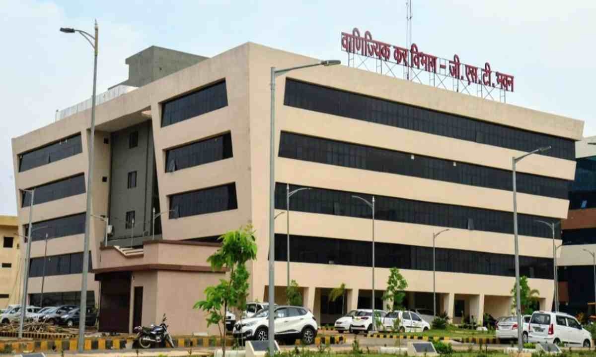 State GST Raid in Raipur: Raids on Lakshmi Commercial and SRS Traders; Bogus Billing Racket Exposed