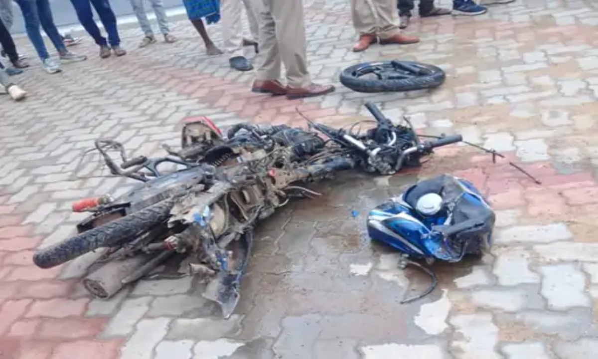 Former Minister's Escort Vehicle Runs Over Motorcyclists; 2 Dead